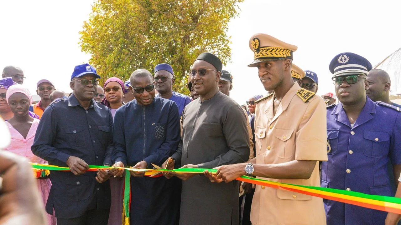 Inauguration projet (PEAMIR) à Gandiaye